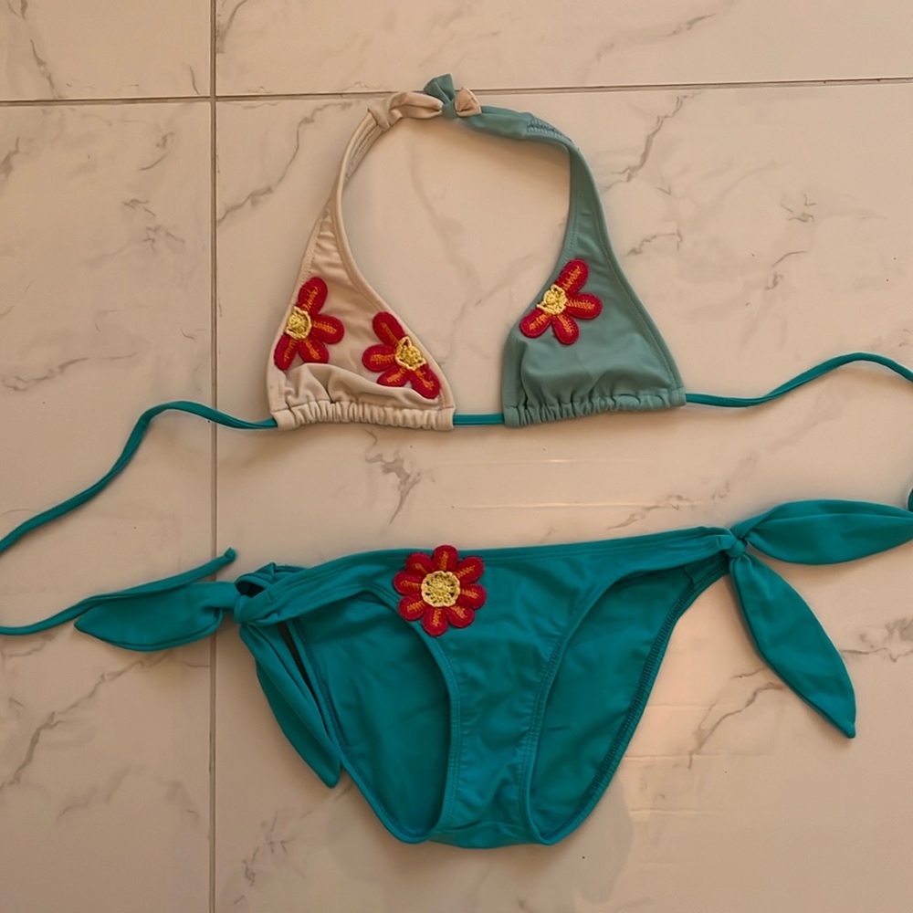SOFIA BY VIX CROCHET FLOWER BIKINI